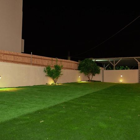Central Rooms Makry Gialos  Exterior photo
