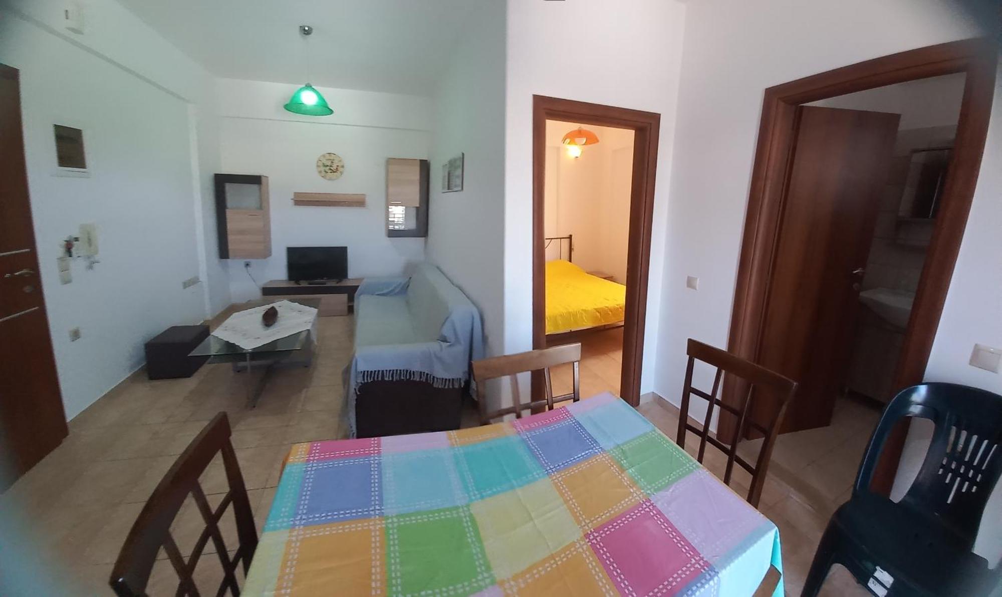 Central Rooms Makry Gialos  Exterior photo